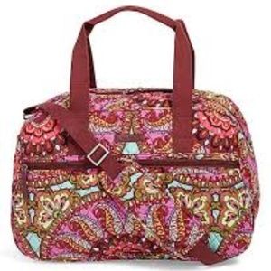 NWT Vera Bradley Travel Bag in Resort Medallion